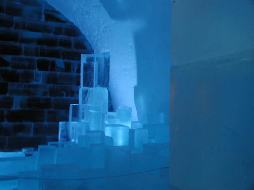 Kunst im Icehotel in Lappland