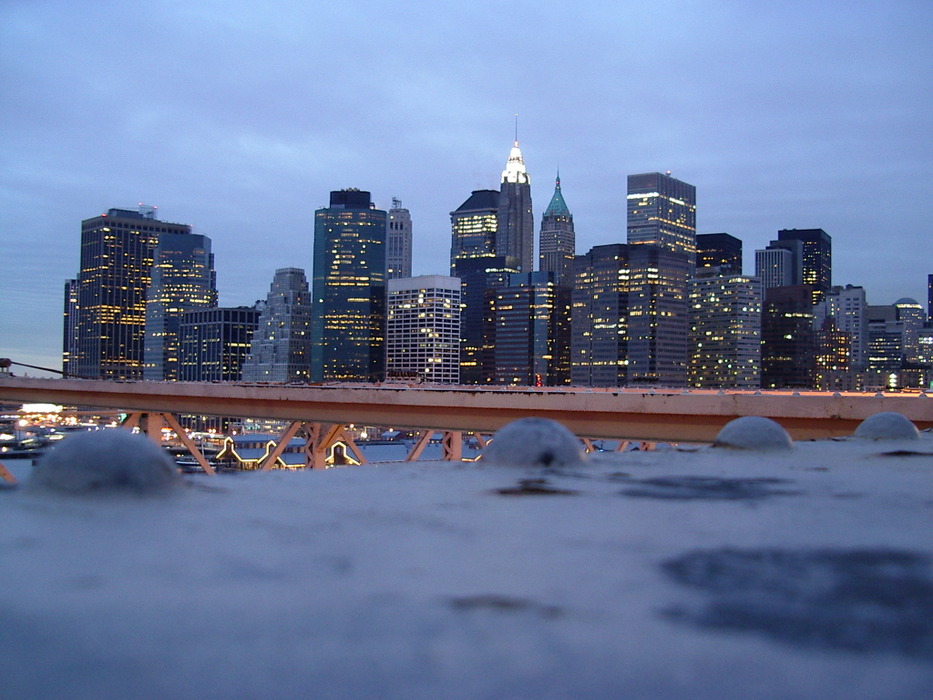 Manhattan von der Brooklyn Bridge